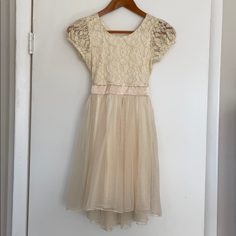 (RARELY WORN) Girls Dress, formal/holidays